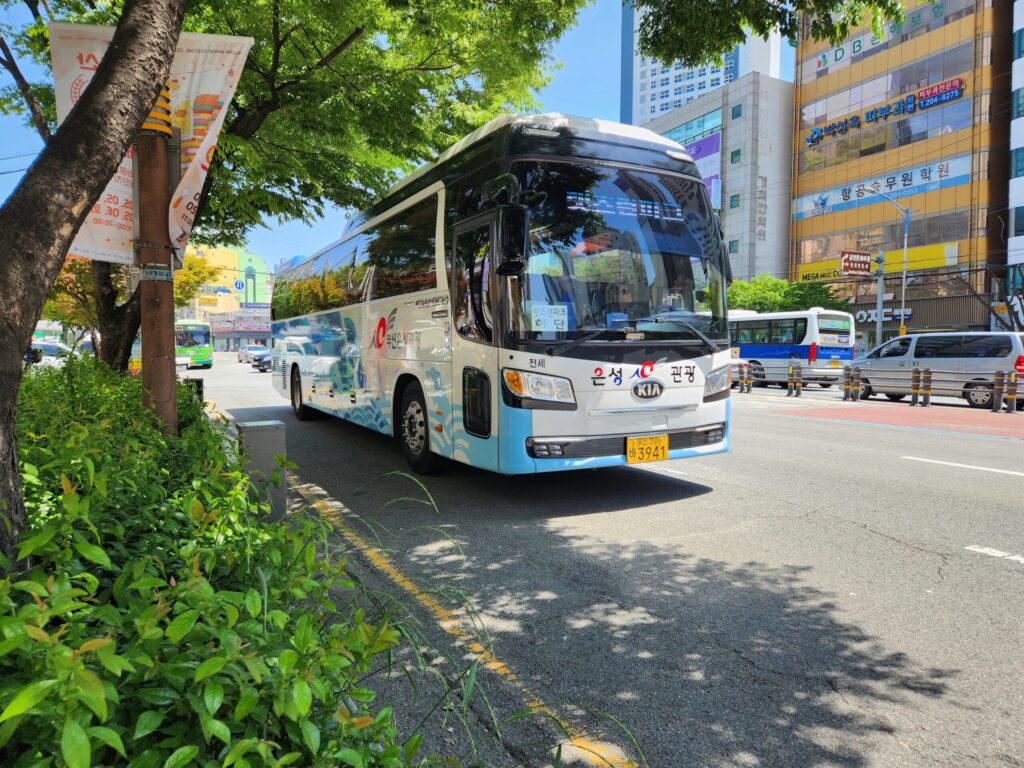 렛츠런파크 부산경남경마장 본장 하단 출발버스 scaled 1